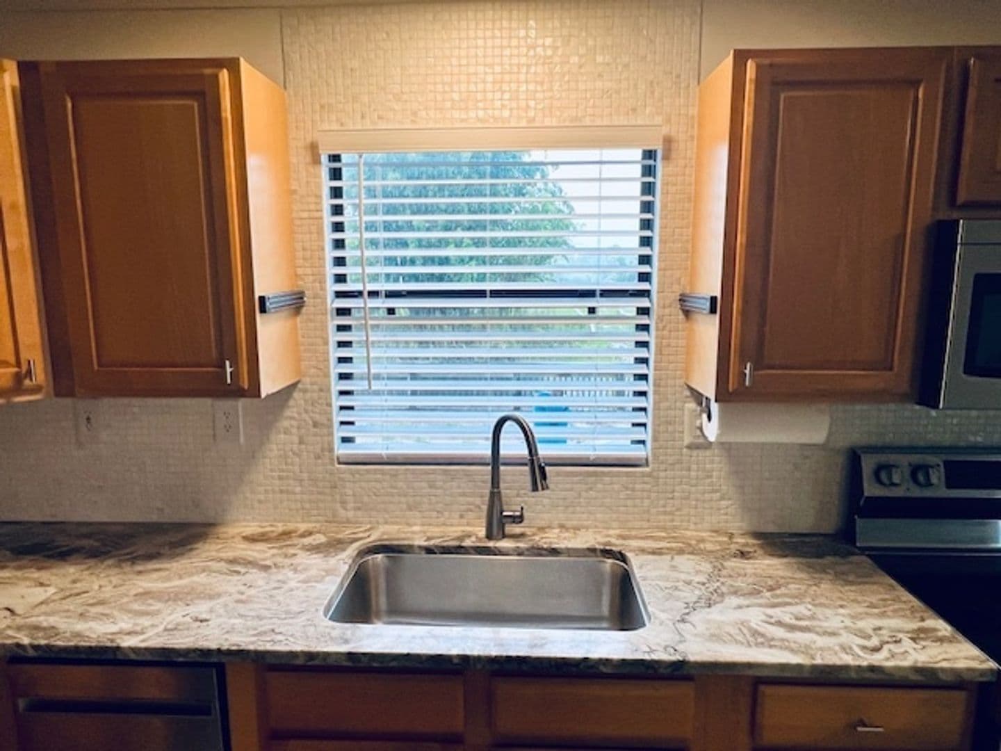 Cocoa House: 5749 Lake Poinsett Rd