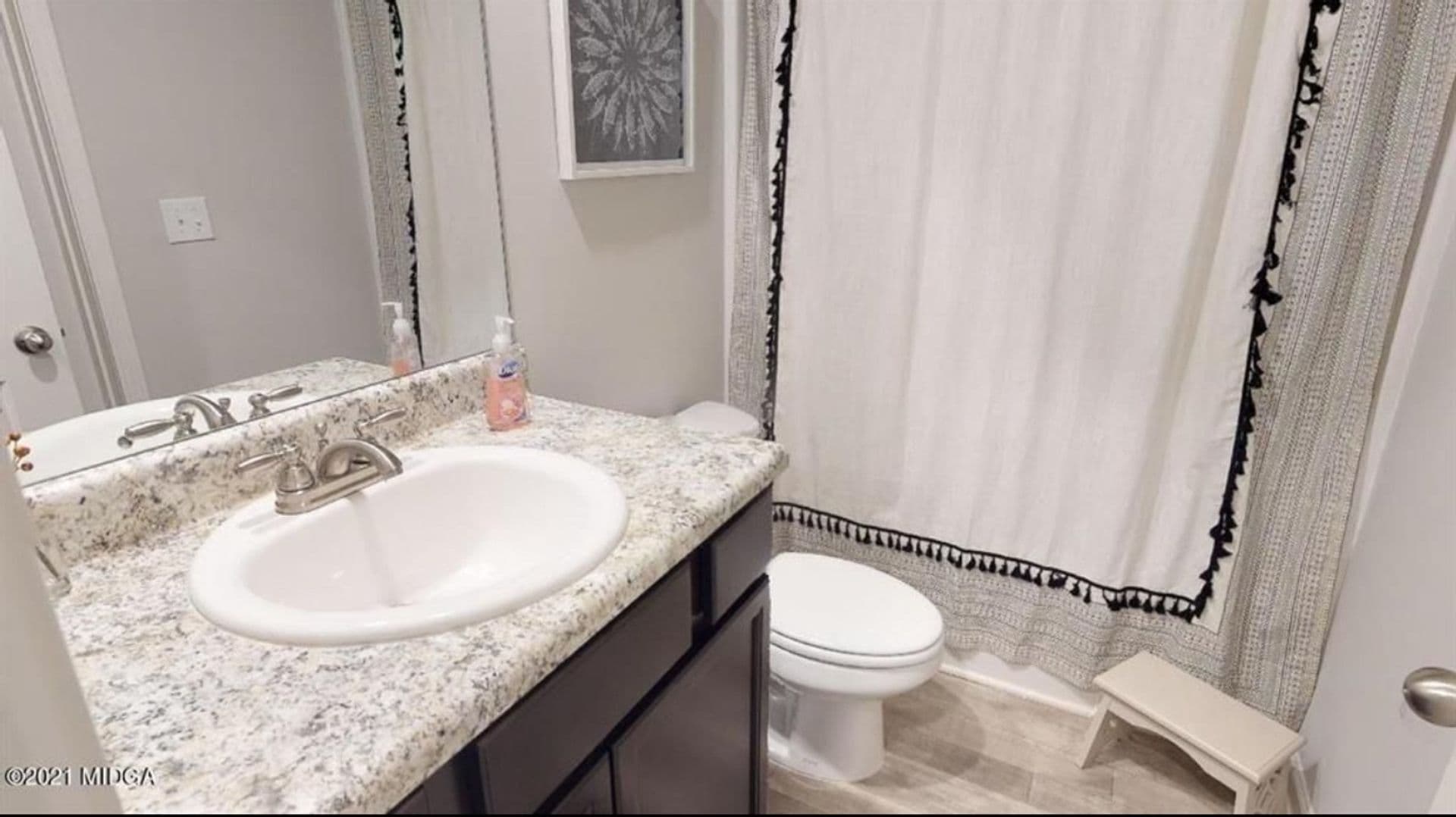 Macon House: 178 Goodall Woods Dr
