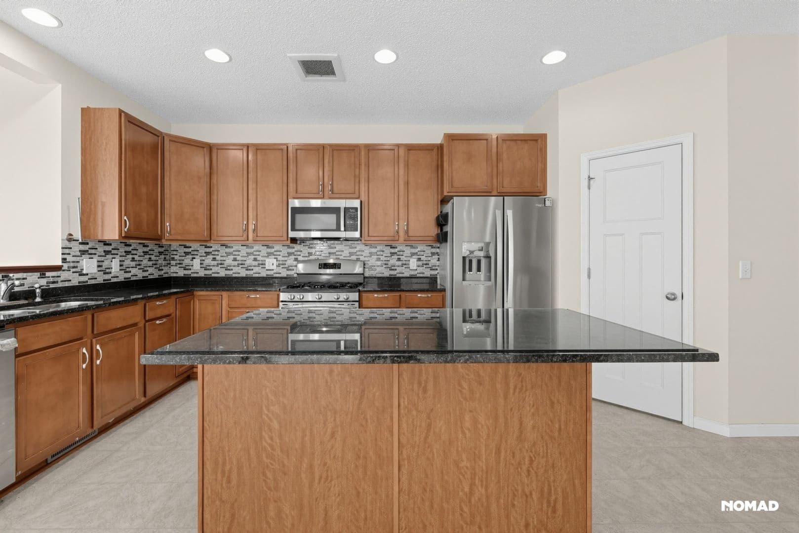 Plymouth House: 18805 46th Ave N
