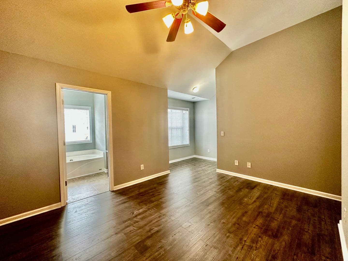 Braselton Townhome: 6496 Whitebeam Trl