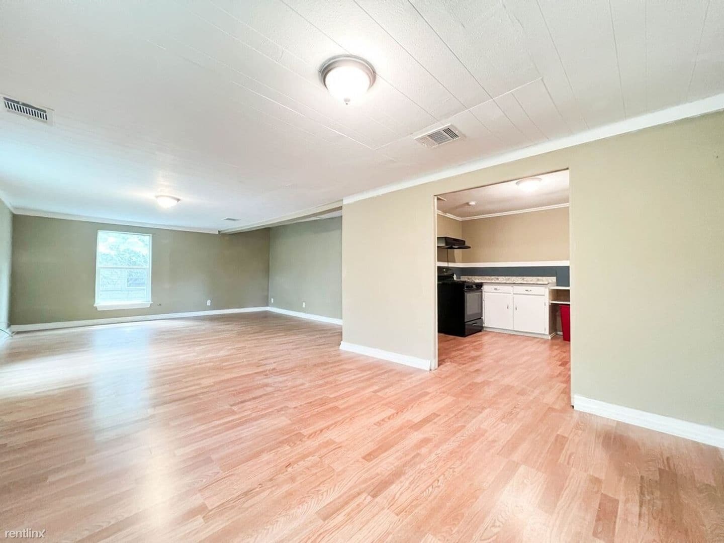 Rockdale House: 636 N Wilcox St