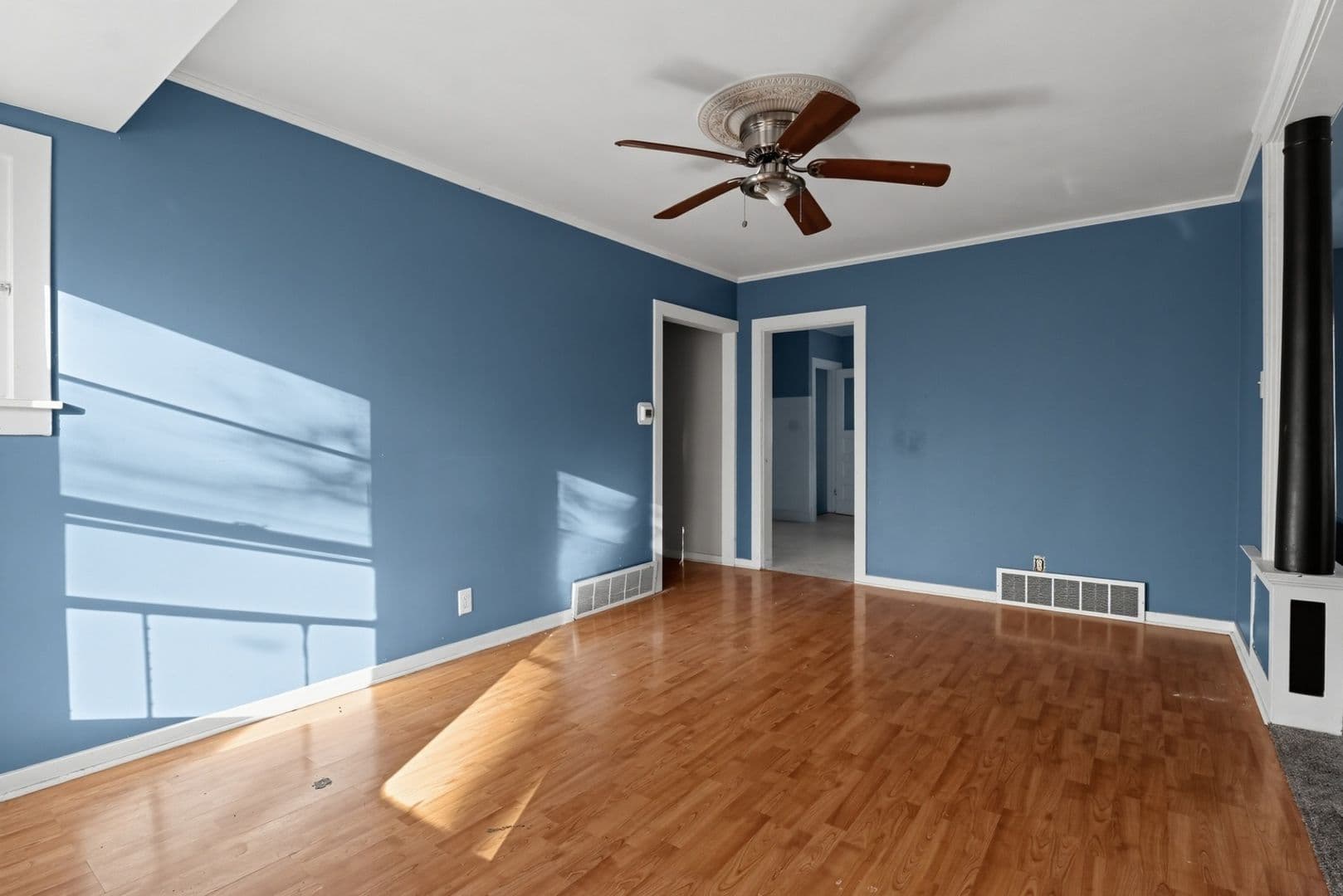 Crystal Lake House: 6414 W Hillside Rd