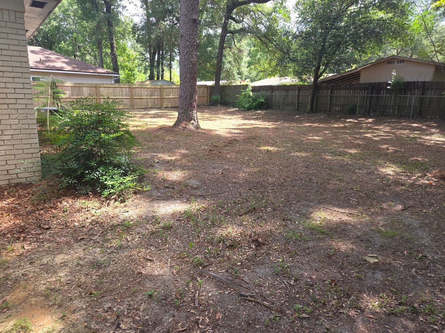 Crestview House: 503 Tall Pines St
