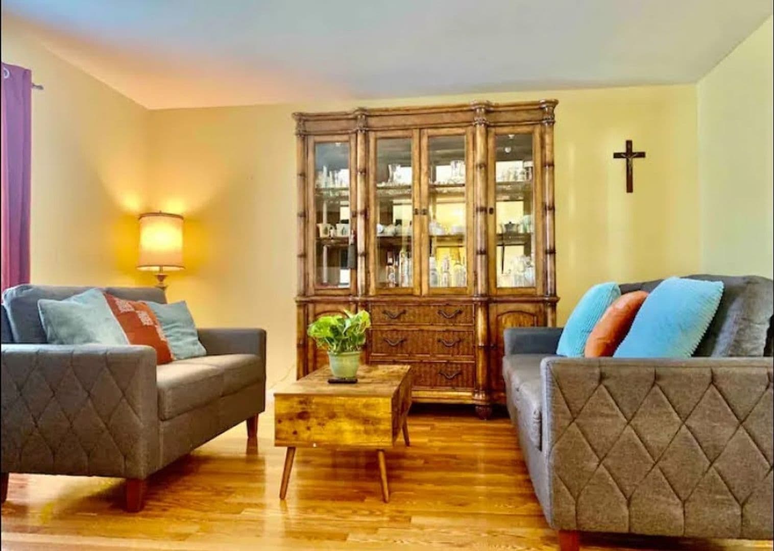 Dunlap House: 11723 N Scotts Trl