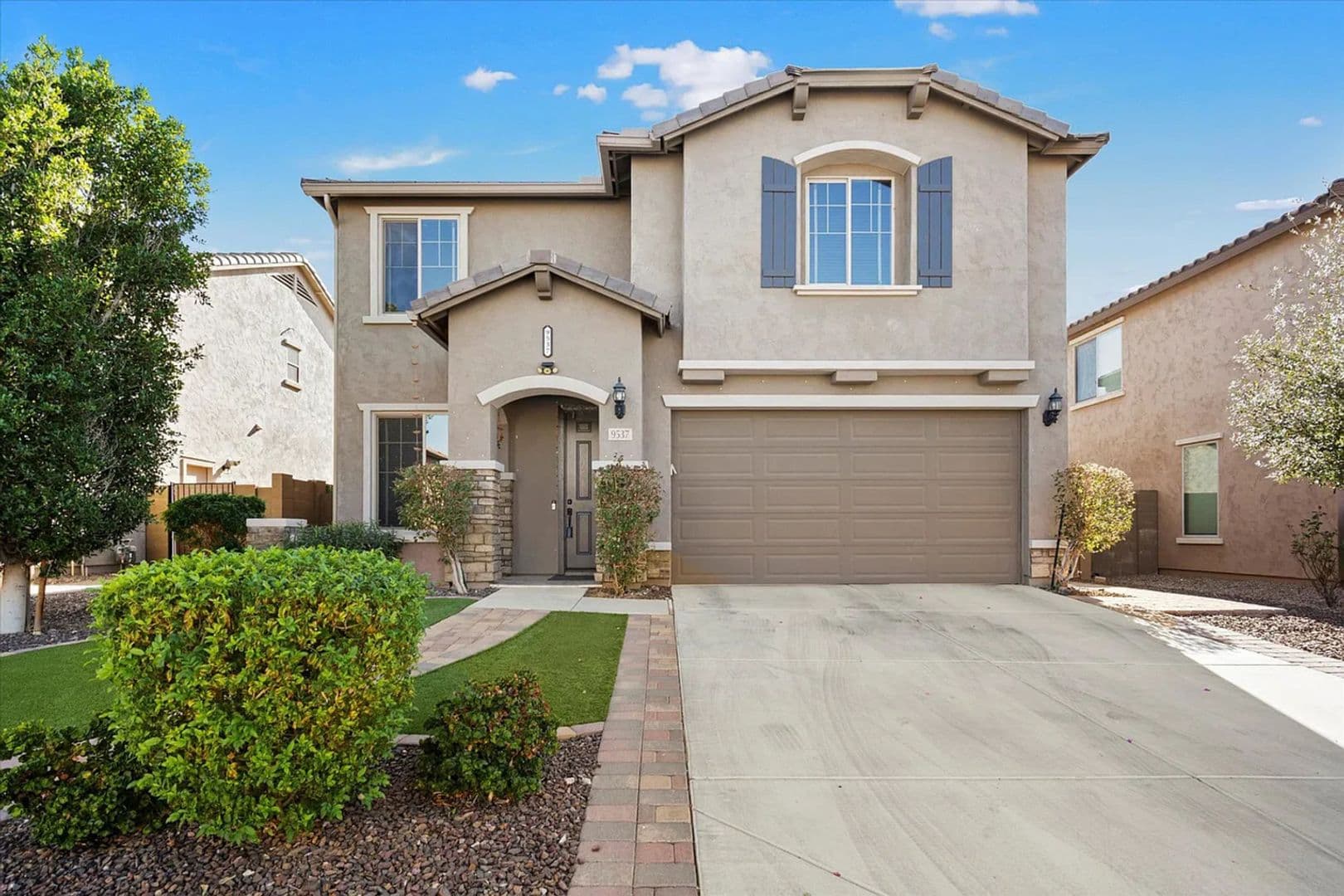 Peoria House: 9537 W Weeping Willow Rd