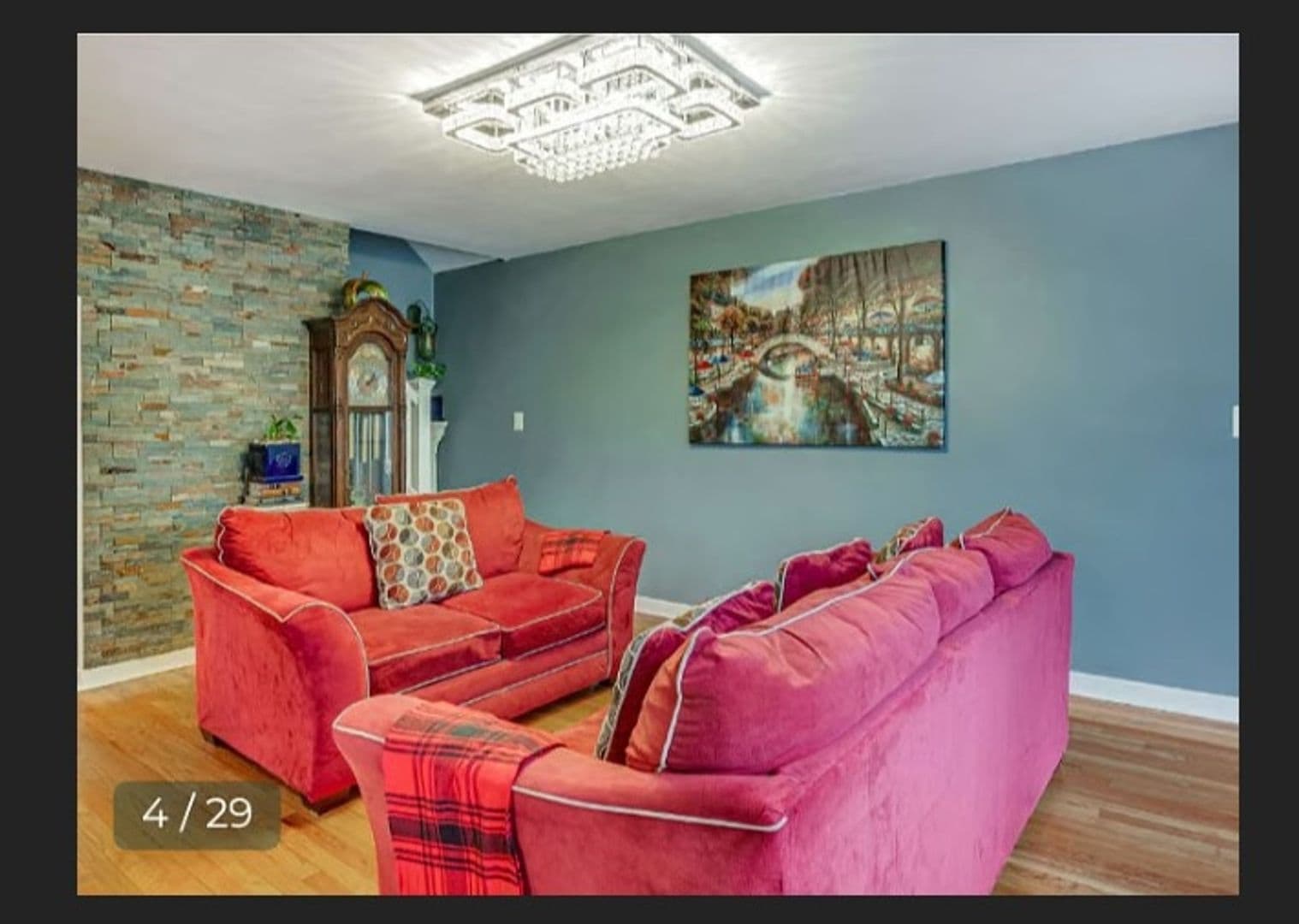 Bergenfield House: 55 Stillman Ave