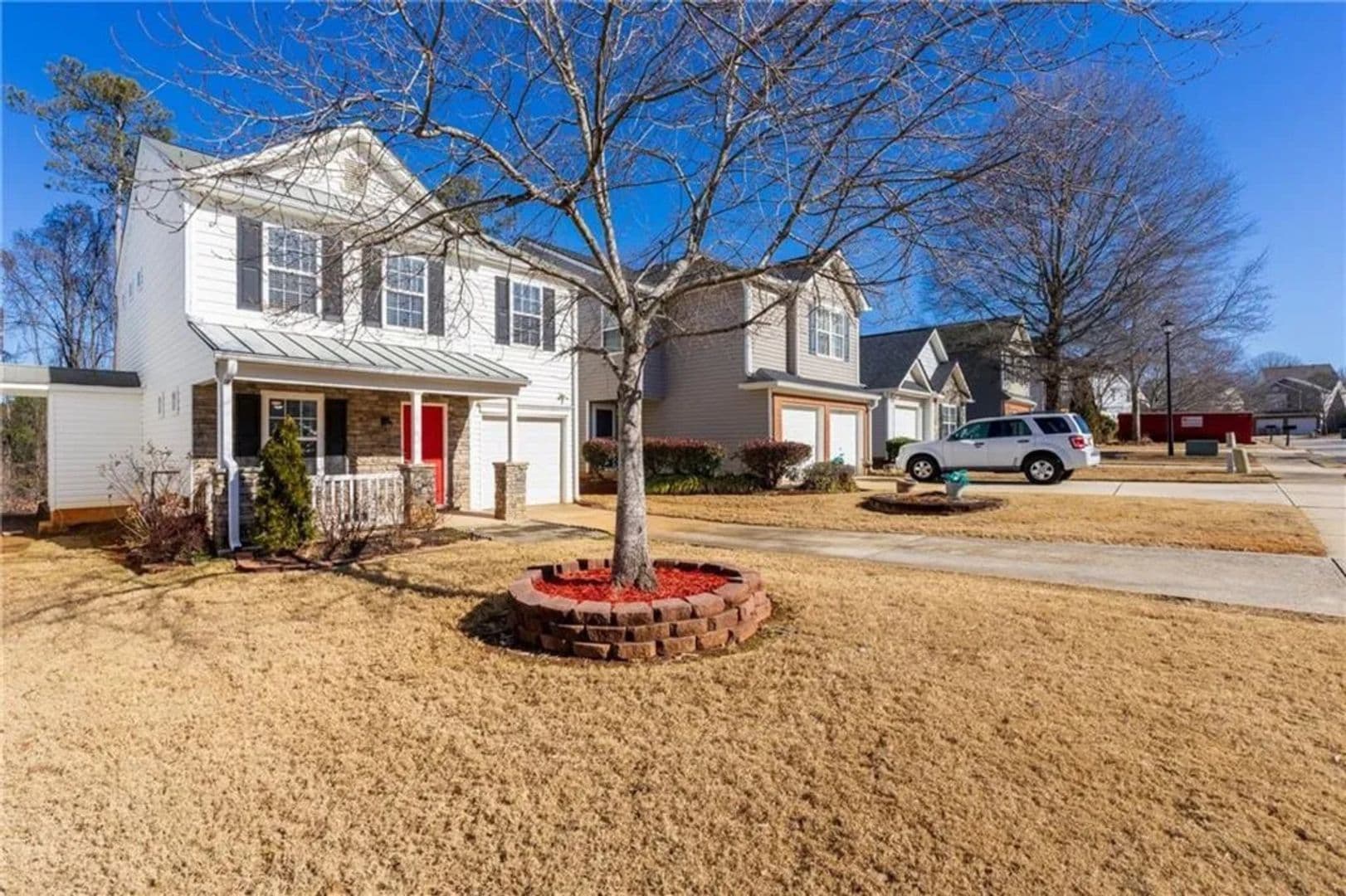 Cumming House: 5125 Sky Ridge Way