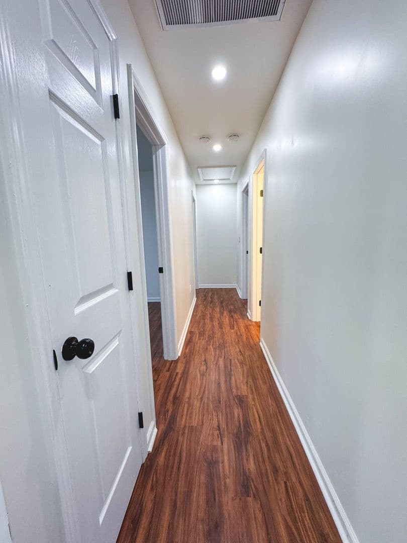 Charlotte House: 2801 Wedgefield Dr