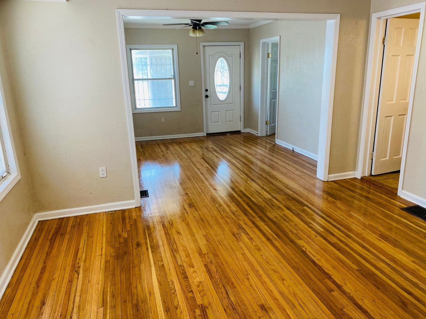 Kansas City House: 2632 E 9th St