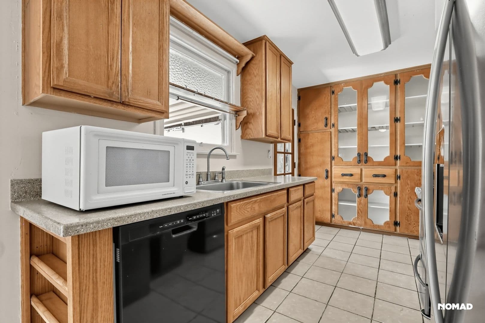 Palmdale House: 38926 Sage Tree St