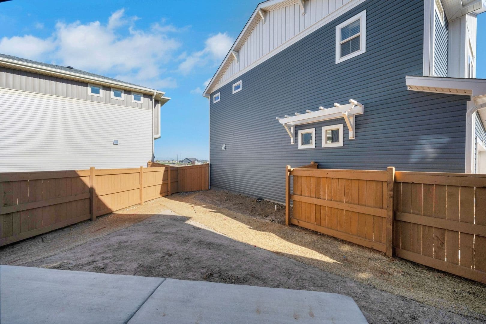 Commerce City House: 16131 E 111th Dr