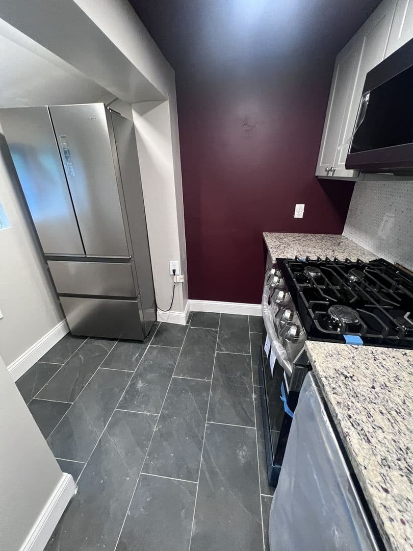 Philadelphia Townhome: 105 Carson St