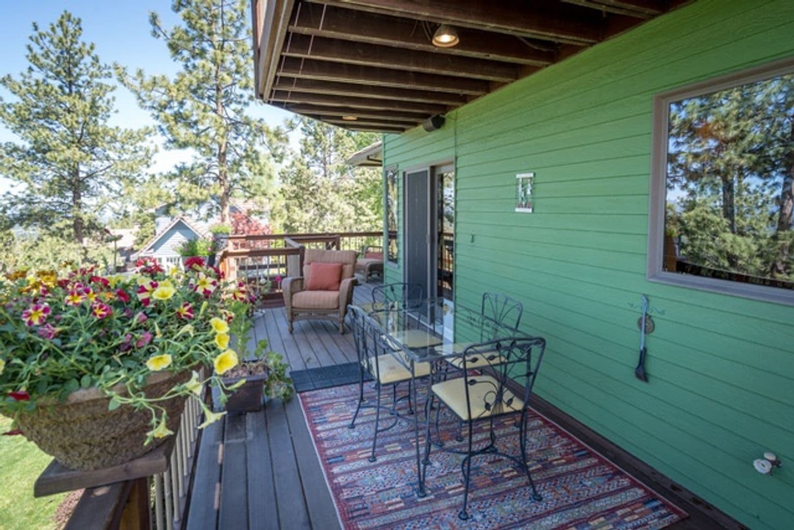 Bend House: 2889 Nw Starview Dr
