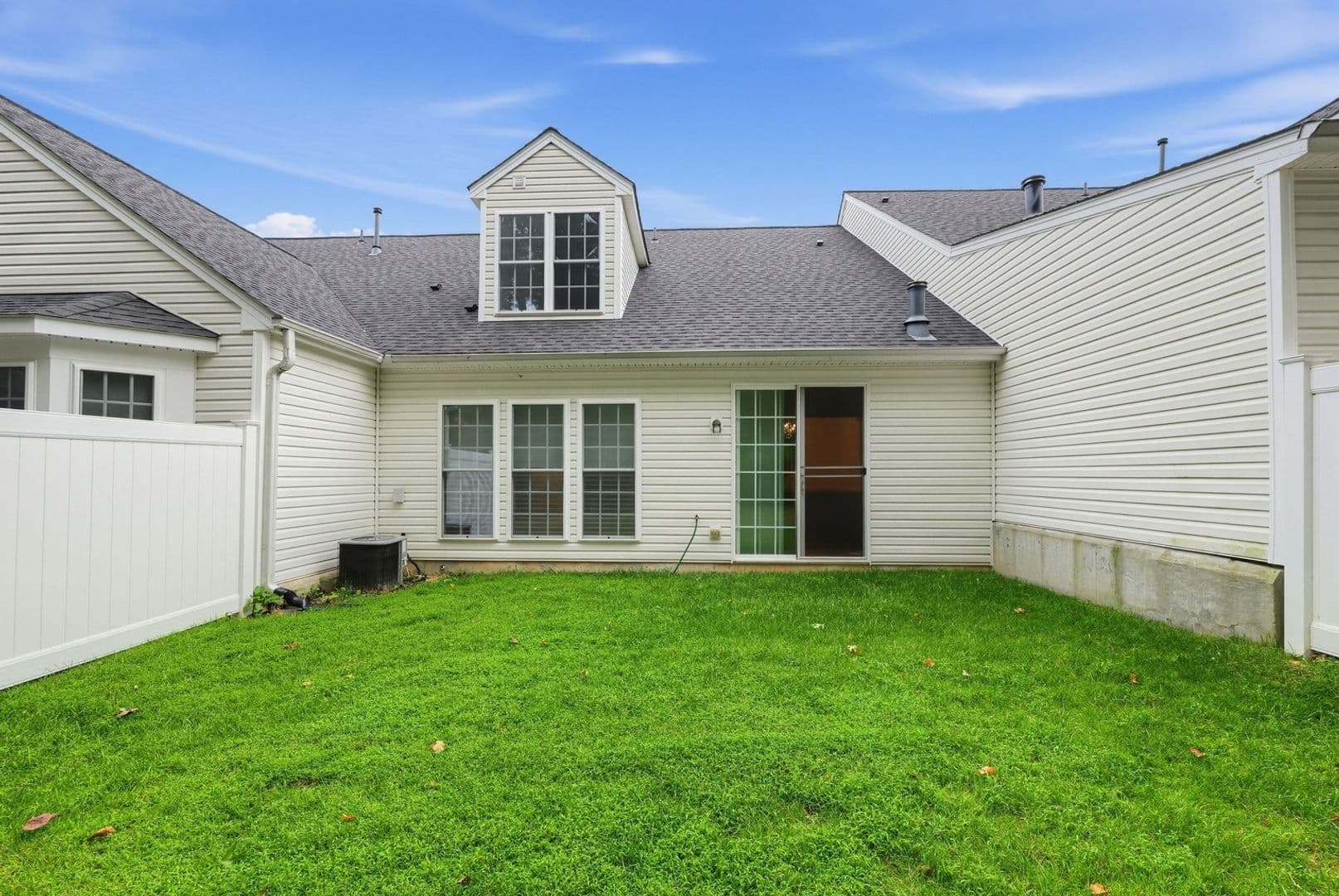 Odenton Townhome: 1504 Sapphire Ct