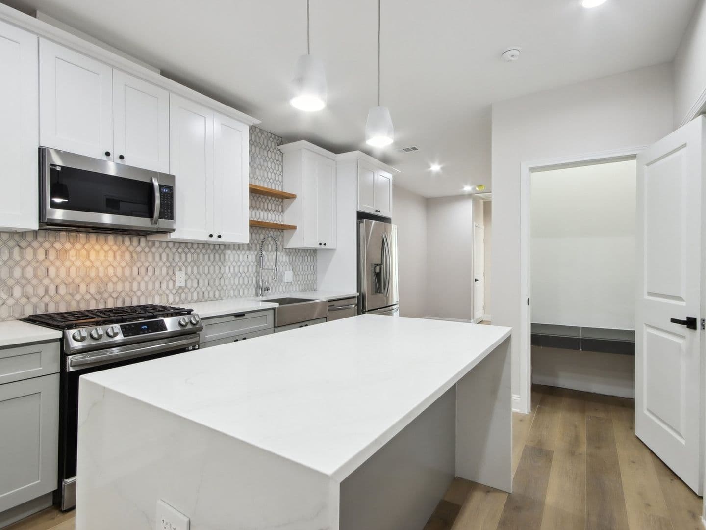 Houston Townhome: 1904 Calumet St