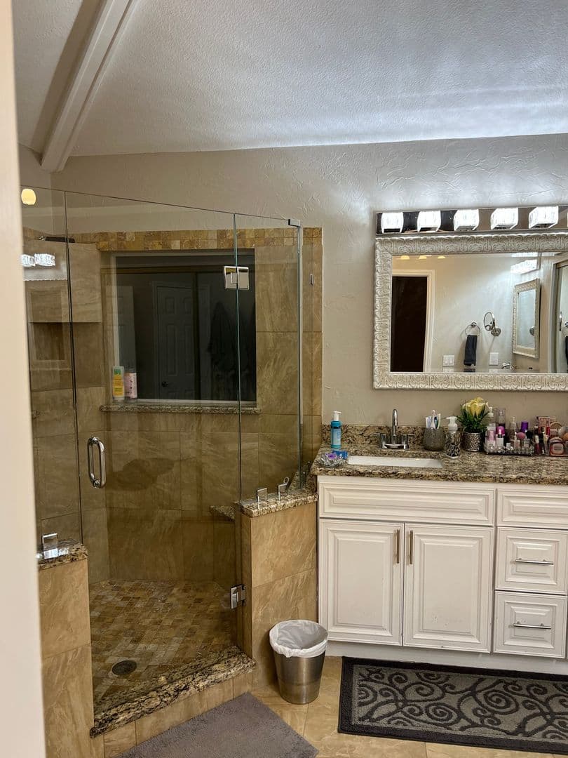 Wylie House: 408 Kylie Ln