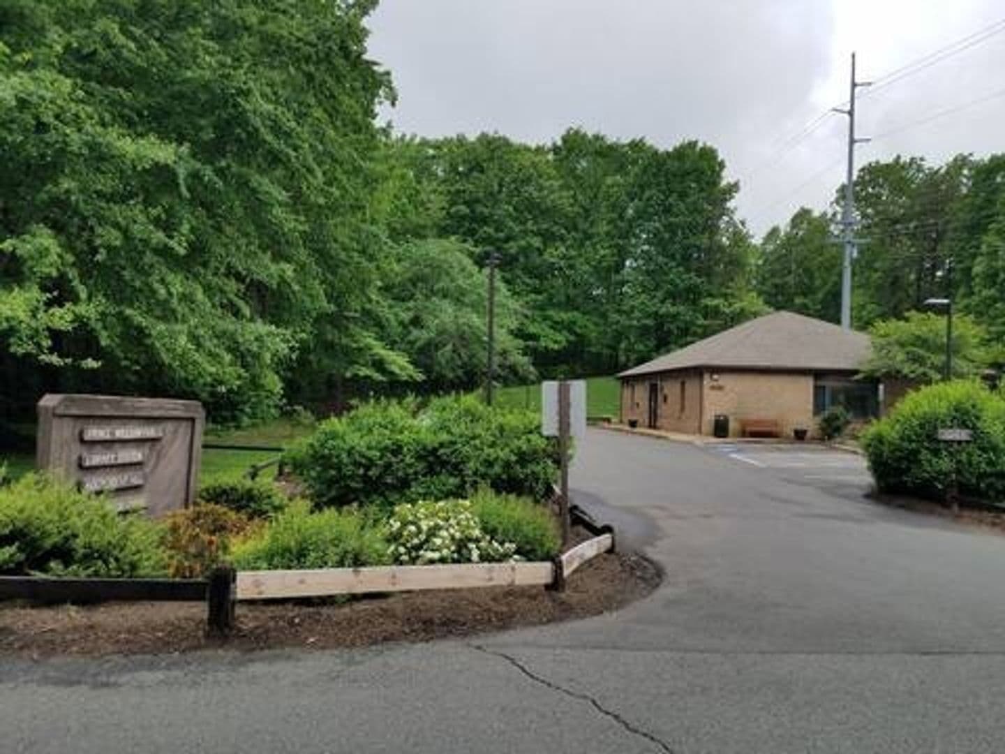 Manassas House: 14414 Bristow Rd