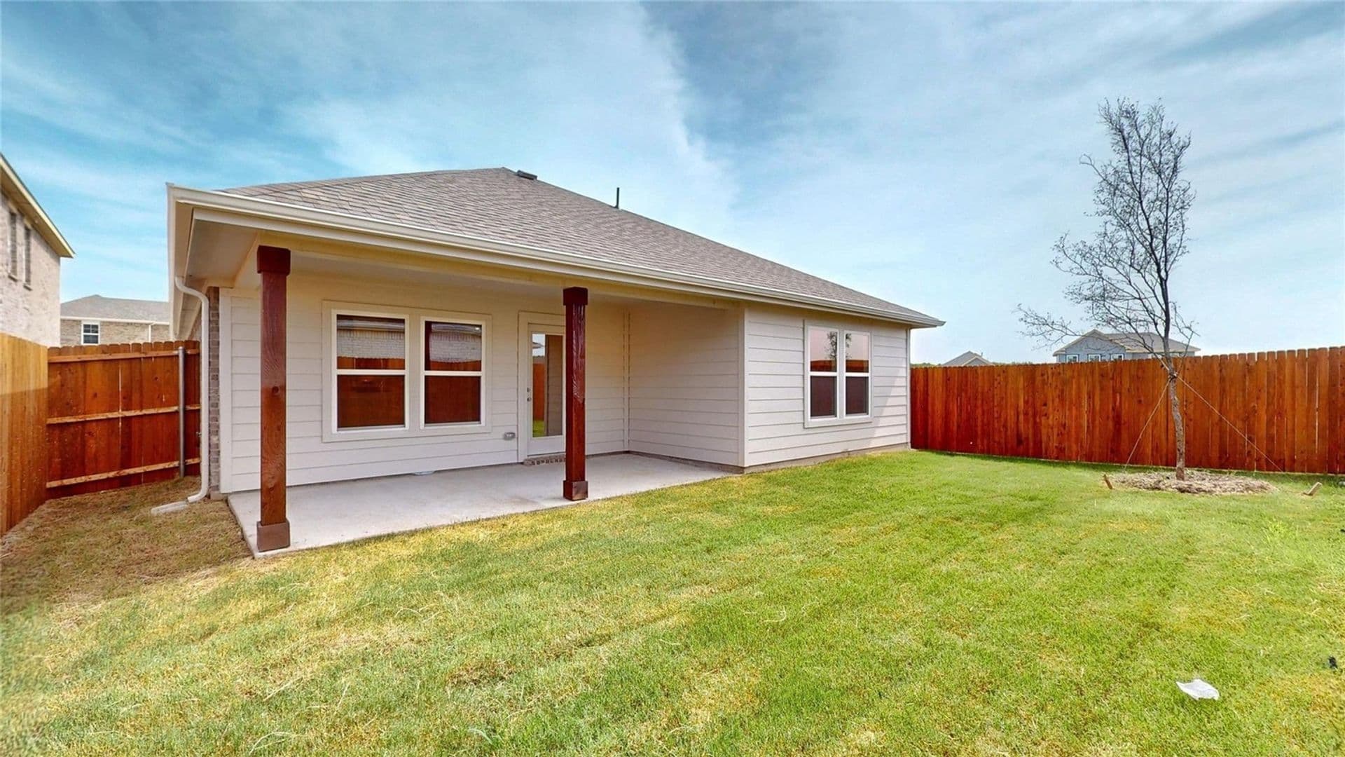 Royse City House: 358 Fire Rock Dr