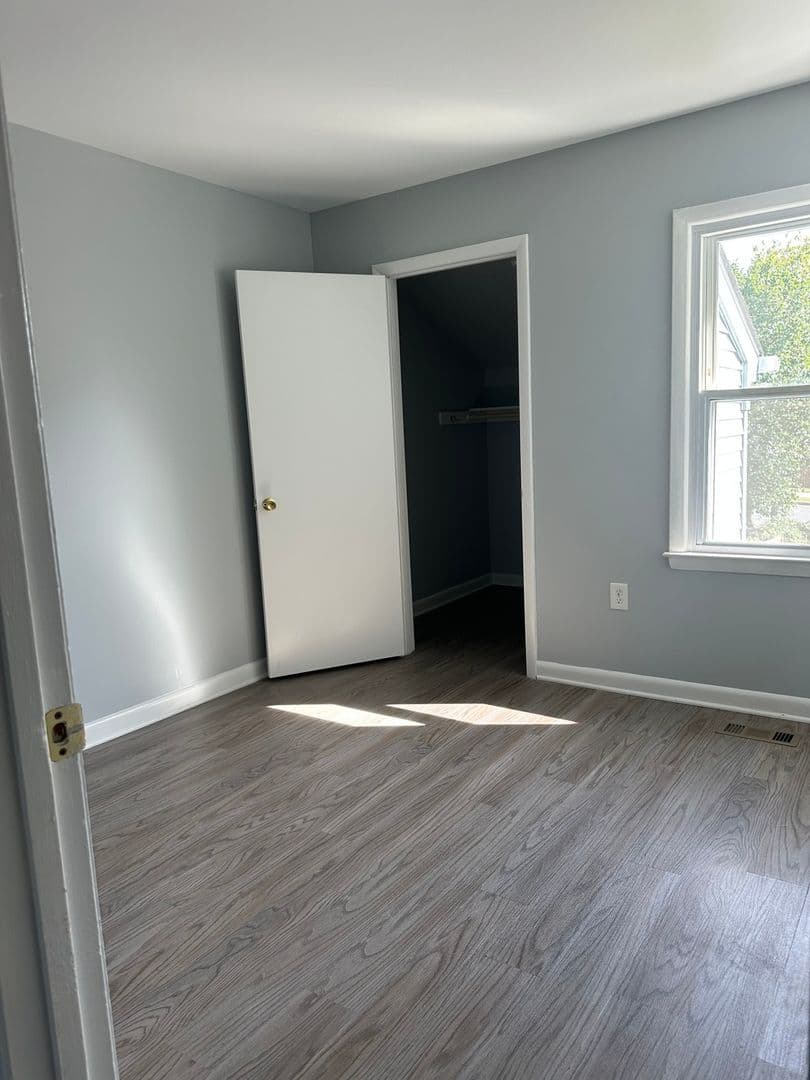 Waldorf Townhome: 61 Meadow Ln