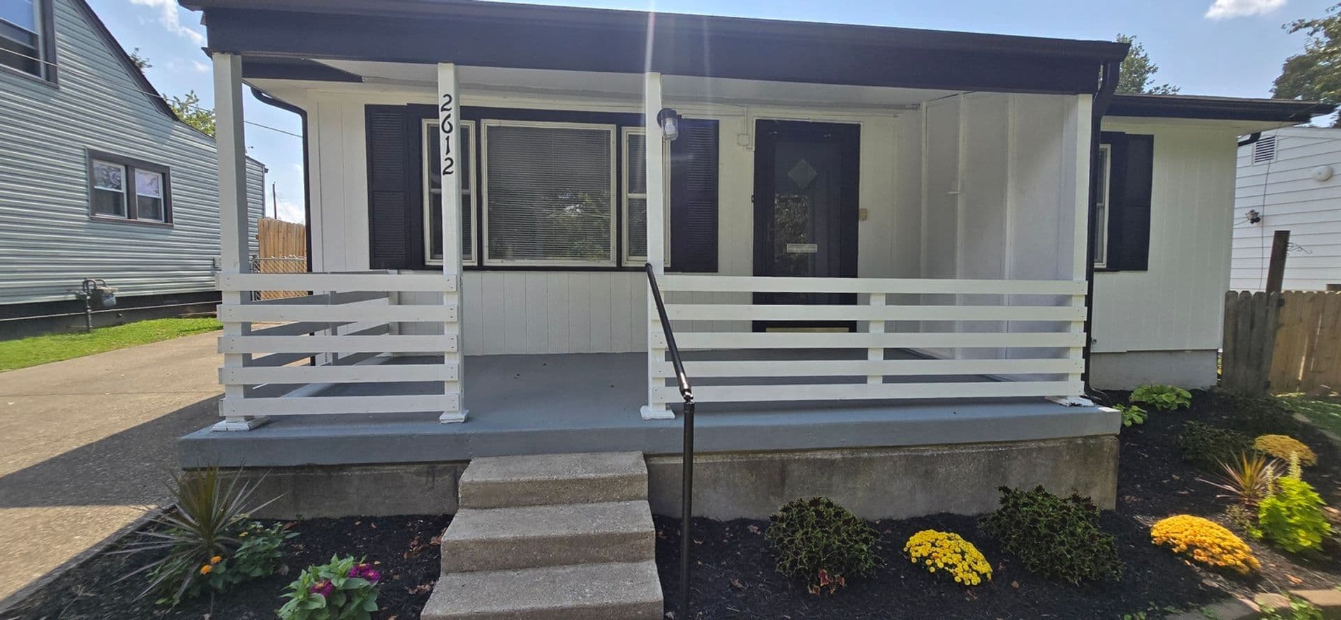 Louisville House: 2612 Franklin Ave