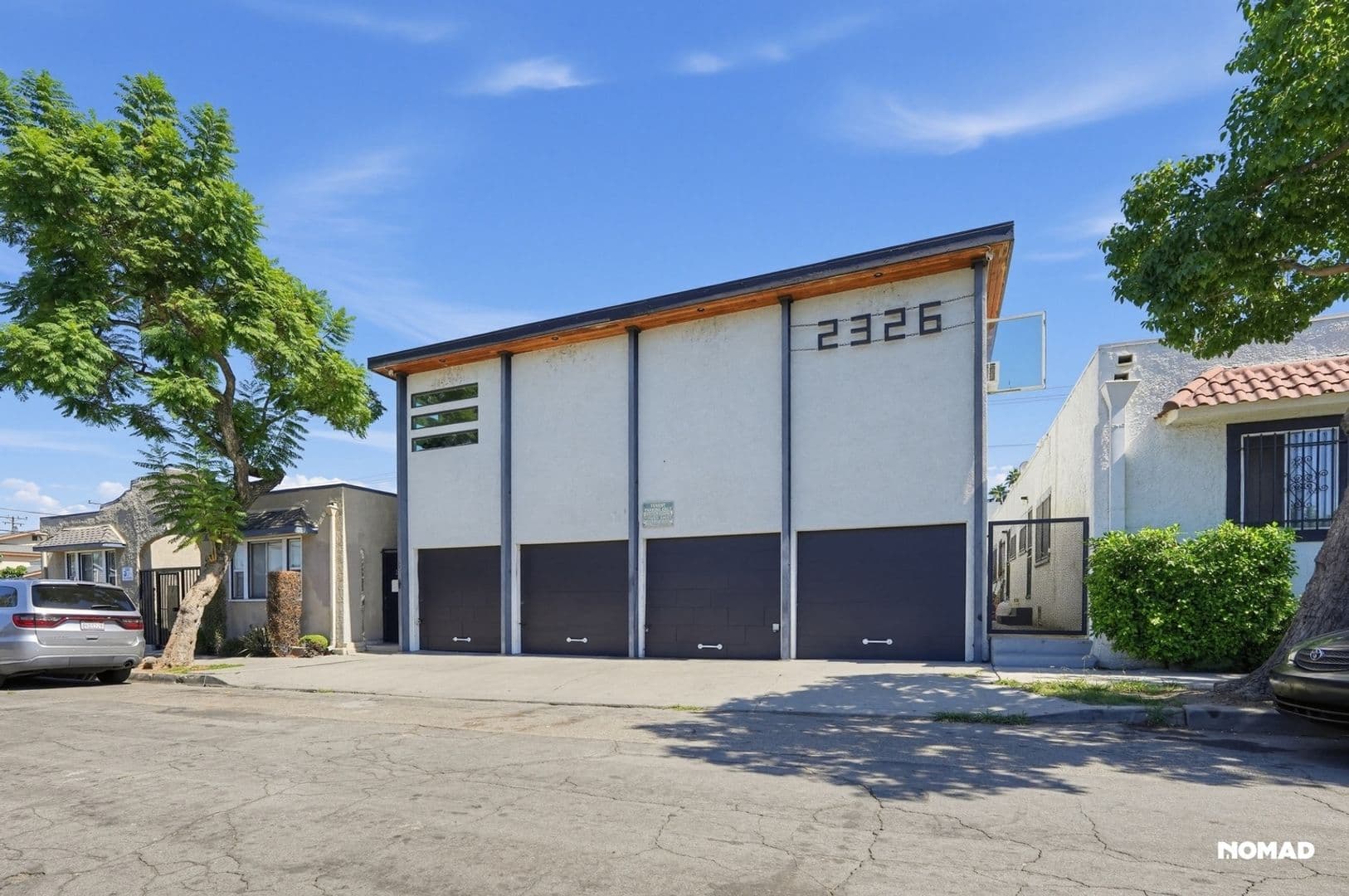 Long Beach Townhome: 2326 Locust Ave