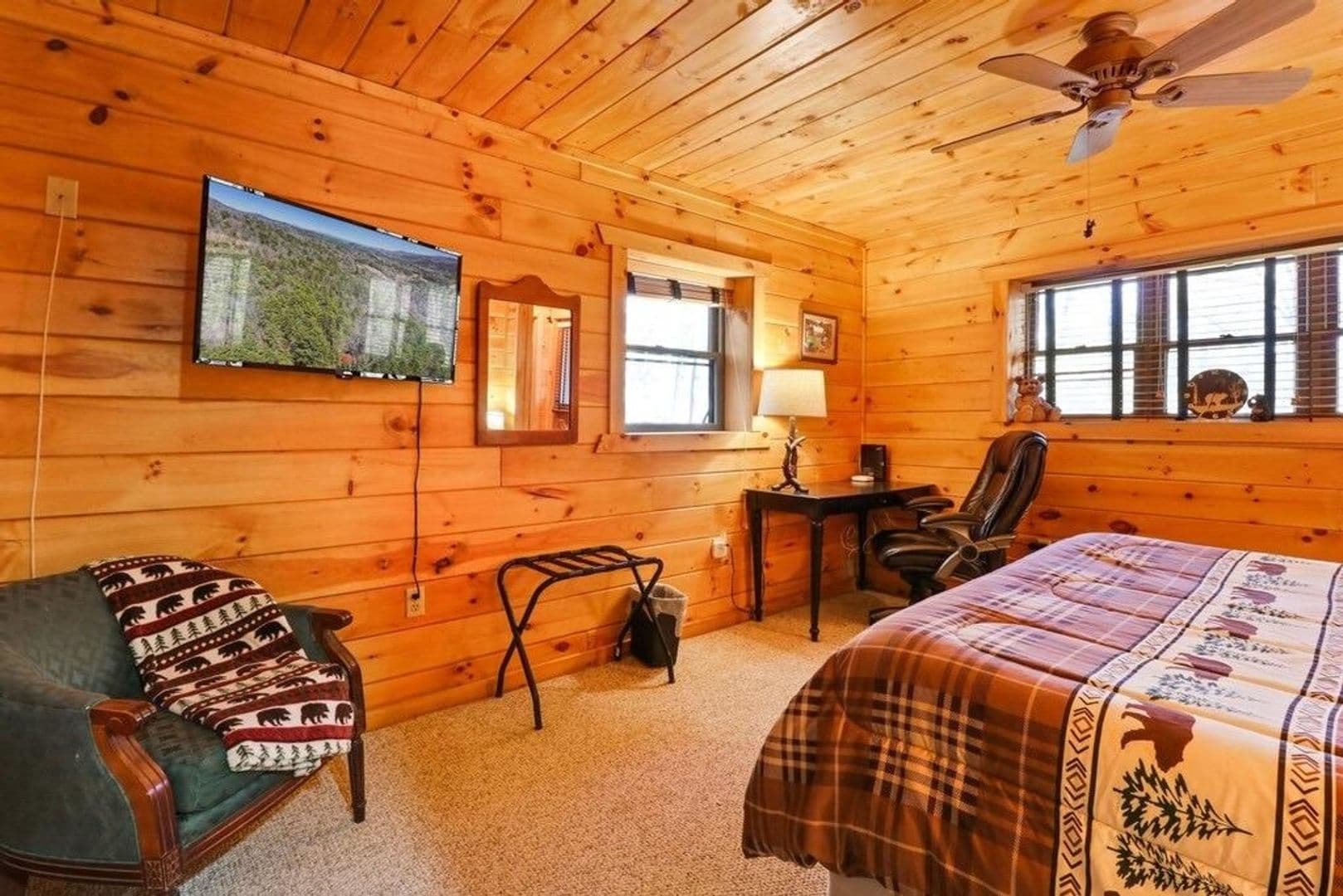 Blue Ridge House: 439 Conley Branch Rd