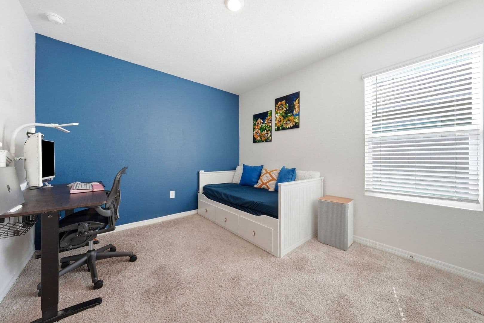 Leesburg House: 30309 Armenia Rd