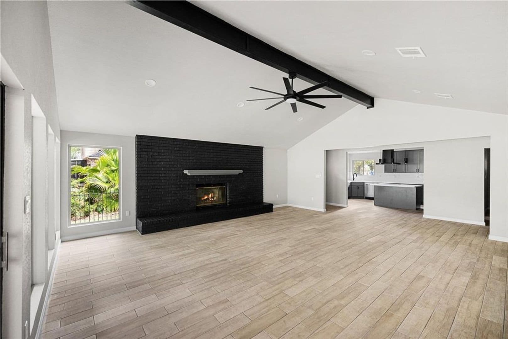 Montgomery Townhome: 15 Presidio Rd