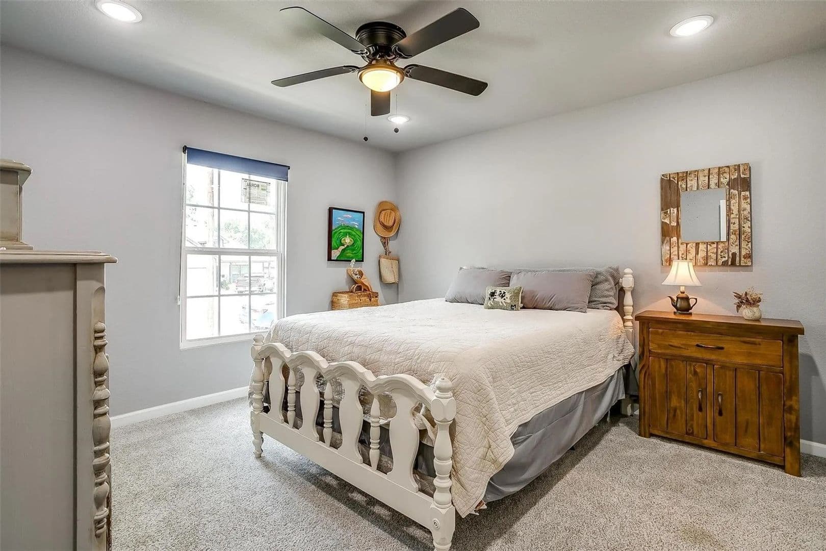 Fort Worth House: 1044 E Ramsey Ave