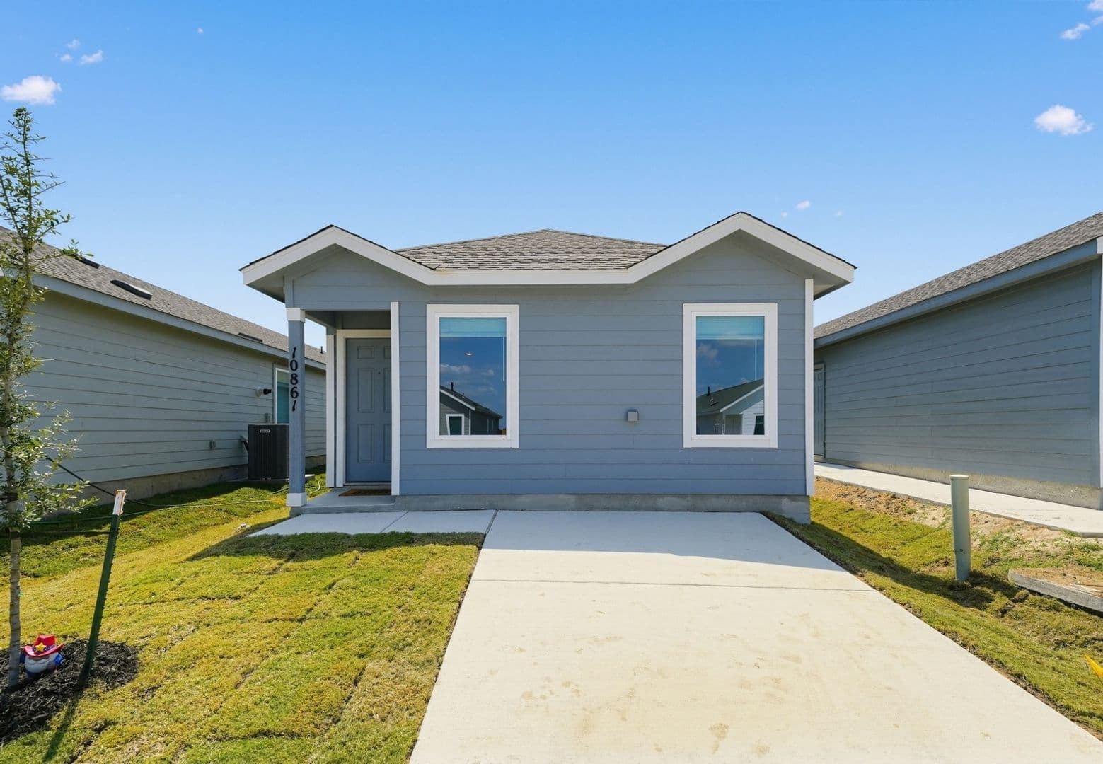 San Antonio House: 10861 Minita Creek