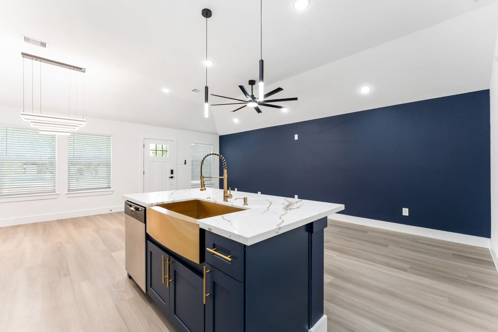 Houston Townhome: 9406 Sandra St