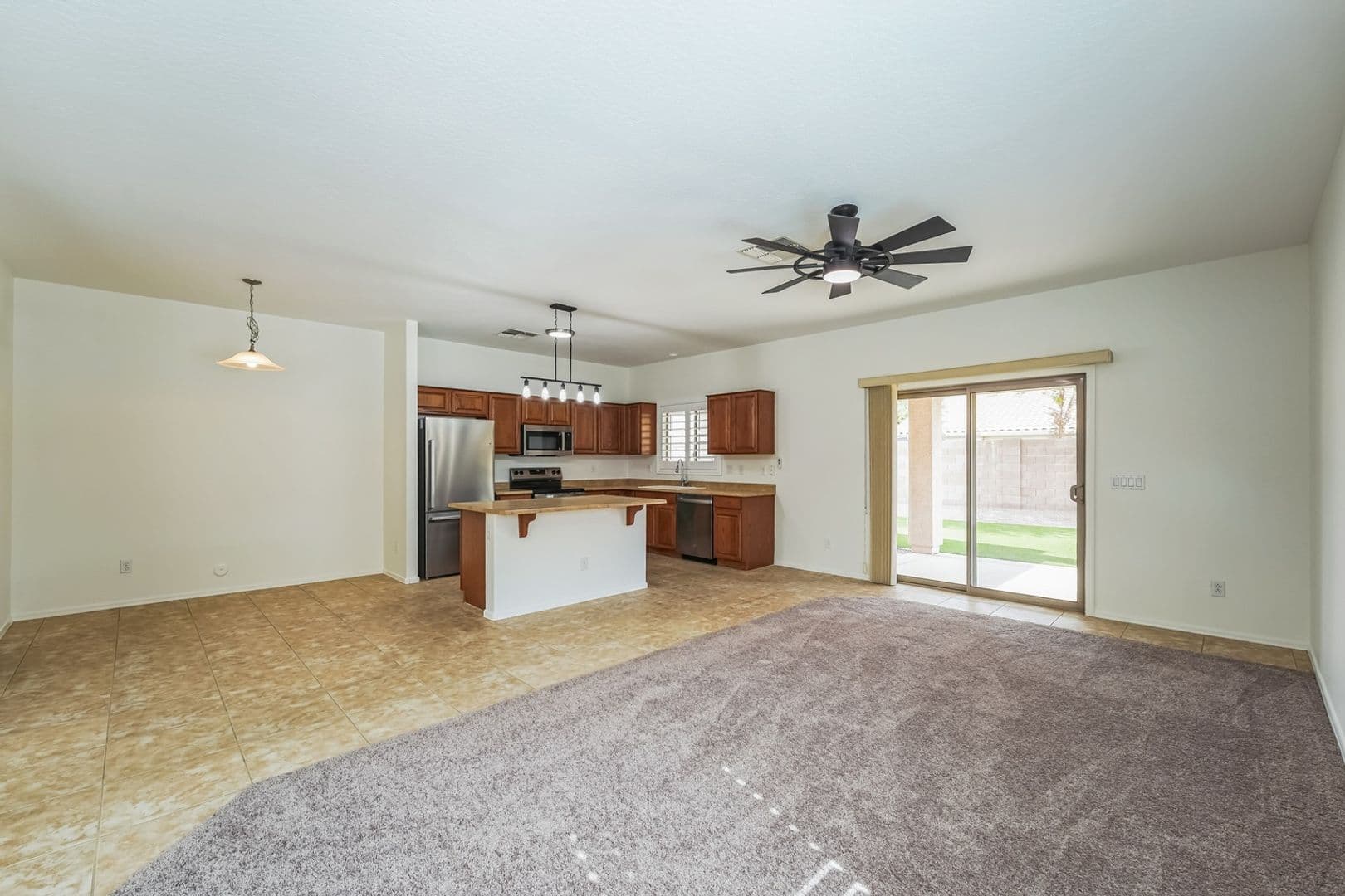 Gilbert House: 1268 E Birdland Dr