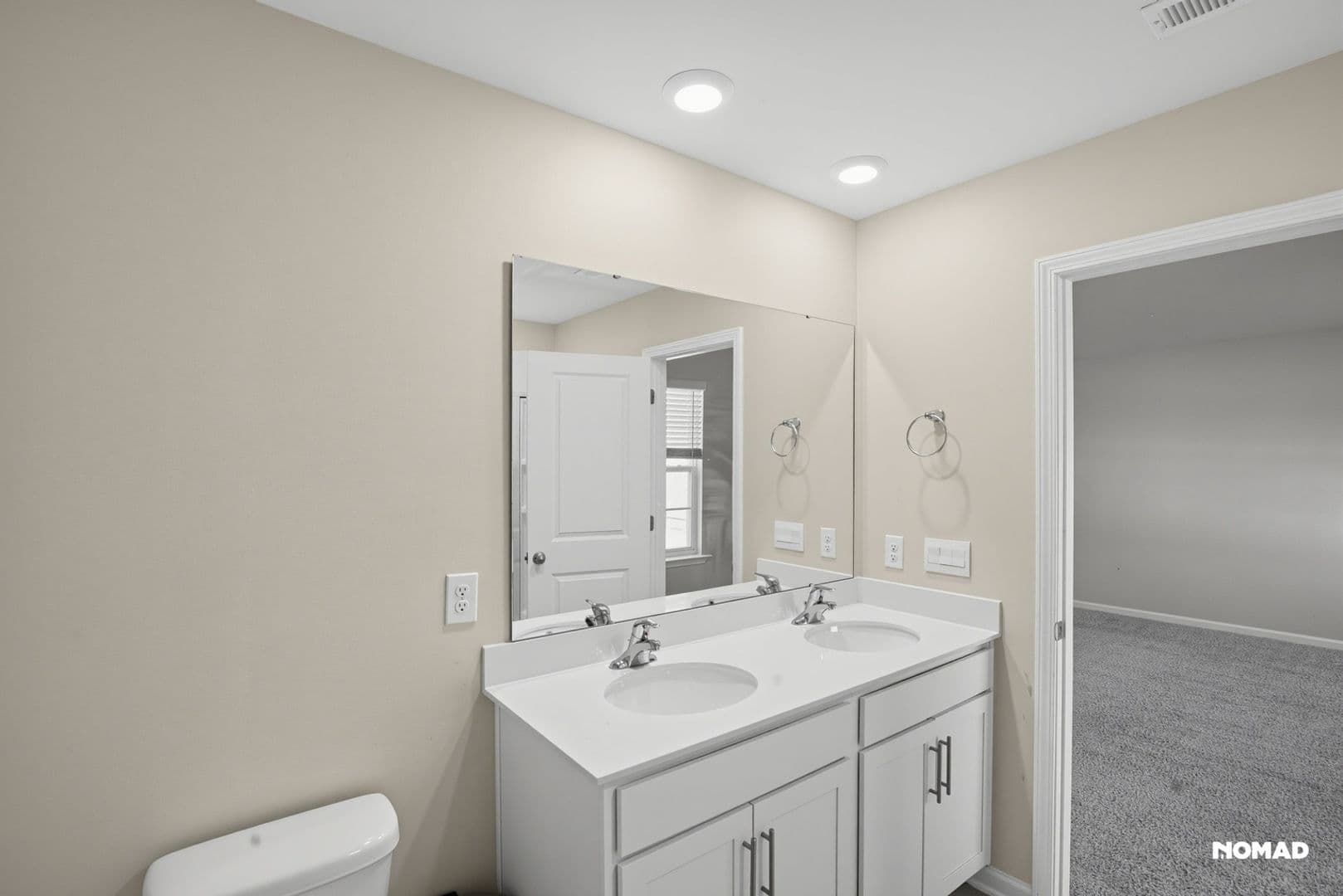 Columbia House: 162 Dunham Rd