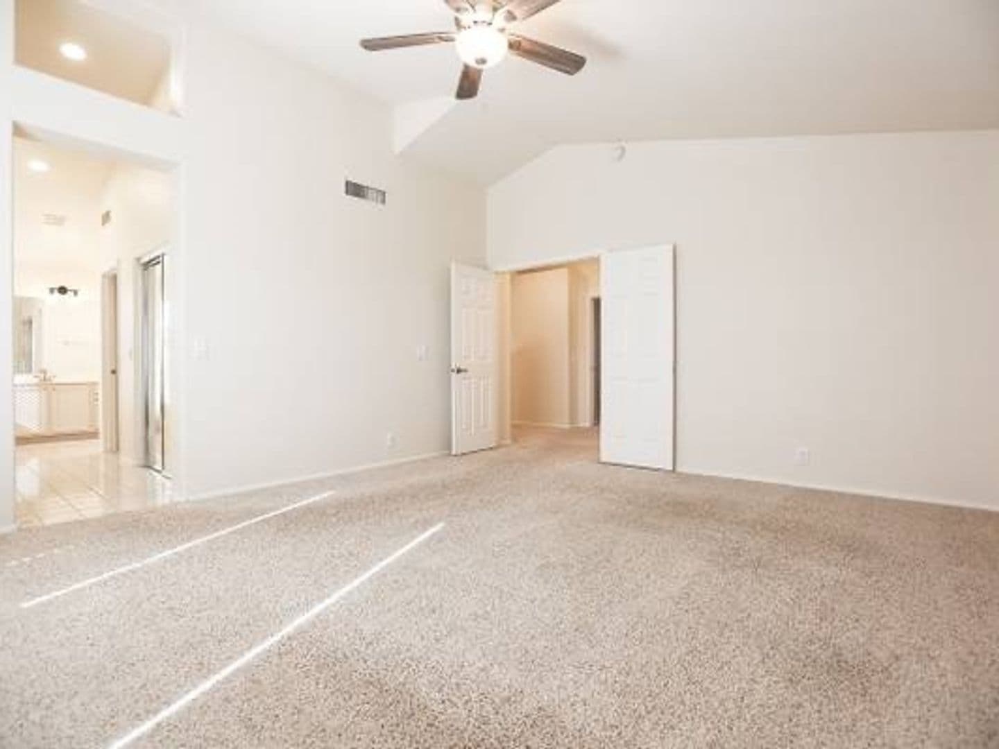 Phoenix House: 15404 S 13 Ave