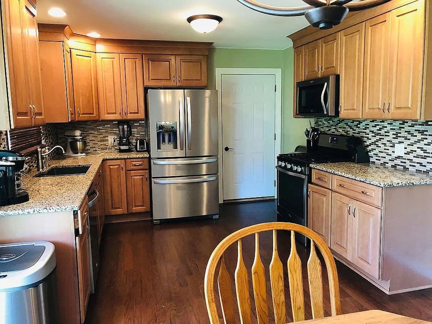 Macomb House: 1138 E Grant St