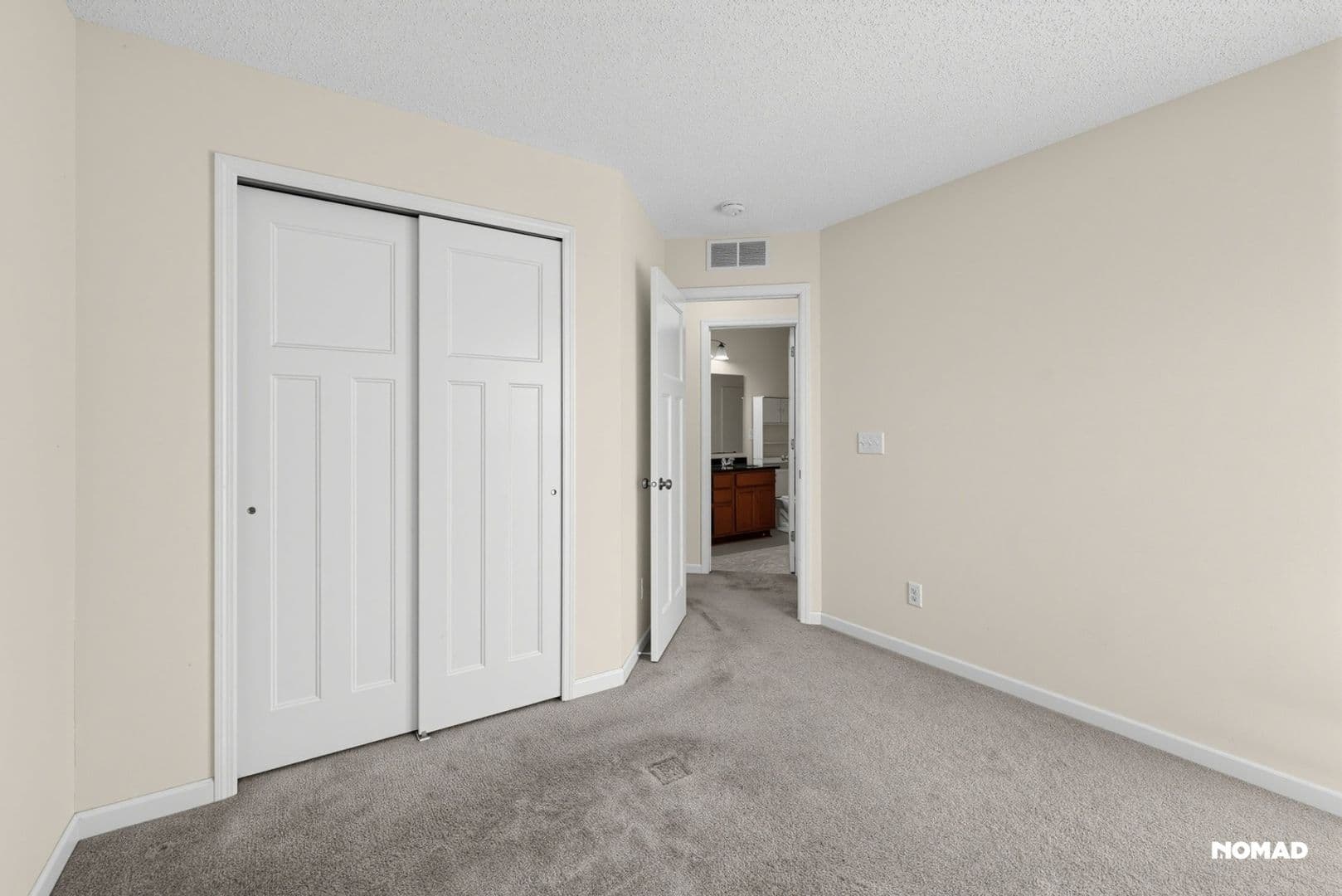 Plymouth House: 18805 46th Ave N