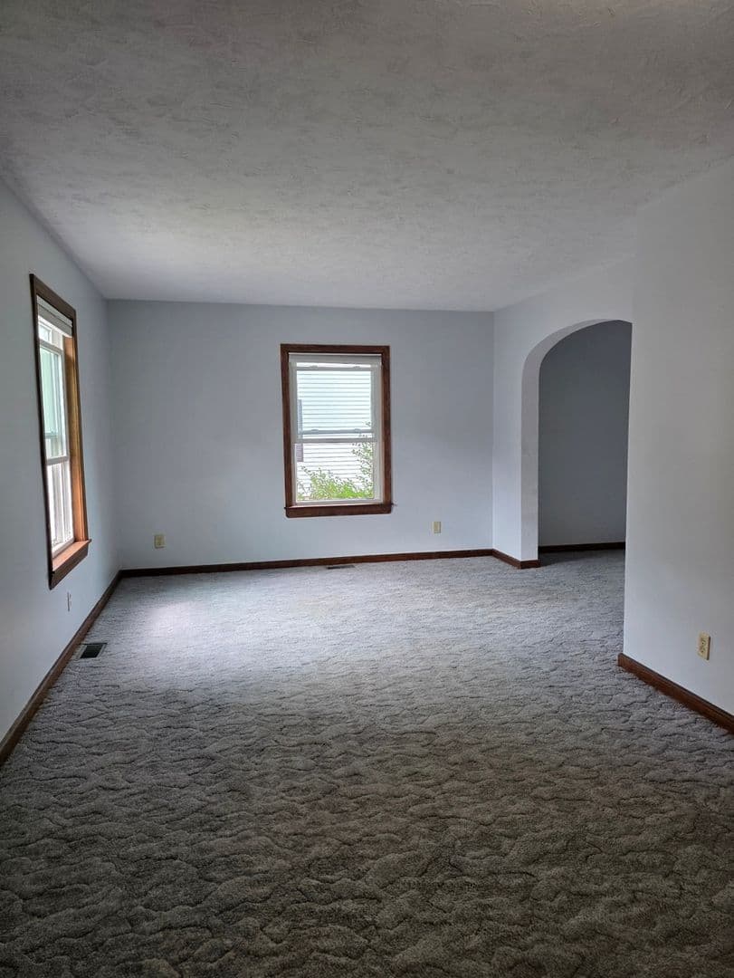 South Barre Townhome: 8 Church St