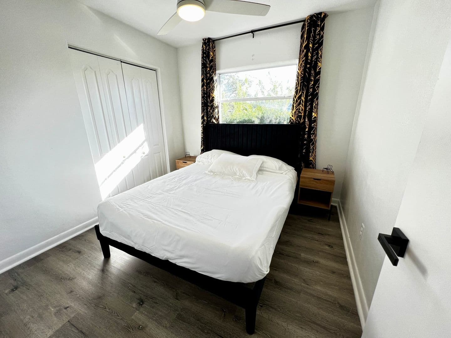 Orlando House: 3501 E Grant Ave