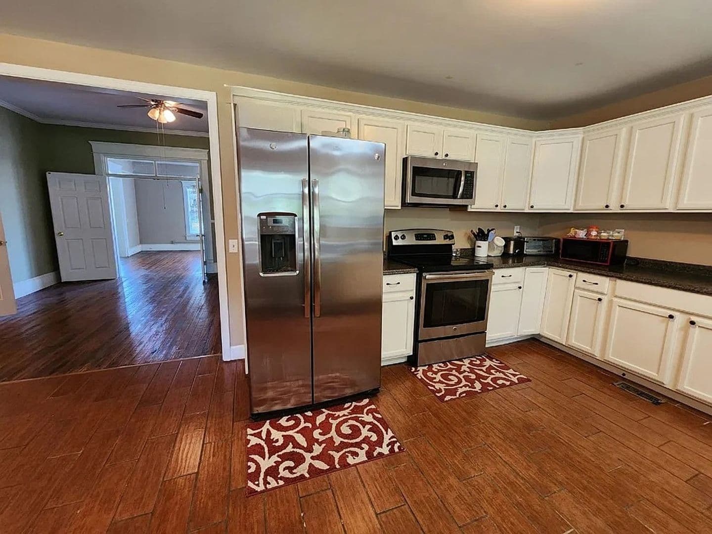 Ocilla House: 314 N Irwin Ave