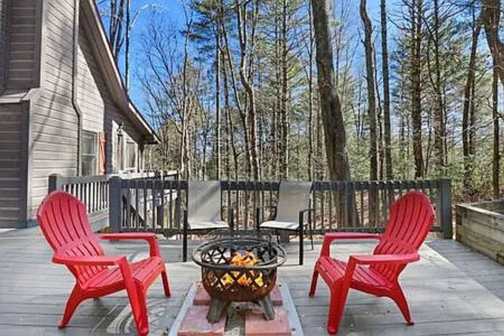 Blue Ridge House: 439 Conley Branch Rd
