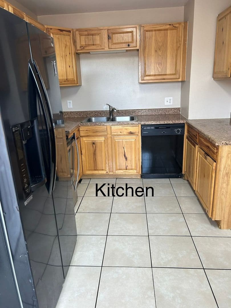 Albuquerque House: 2534 Cagua Dr NE