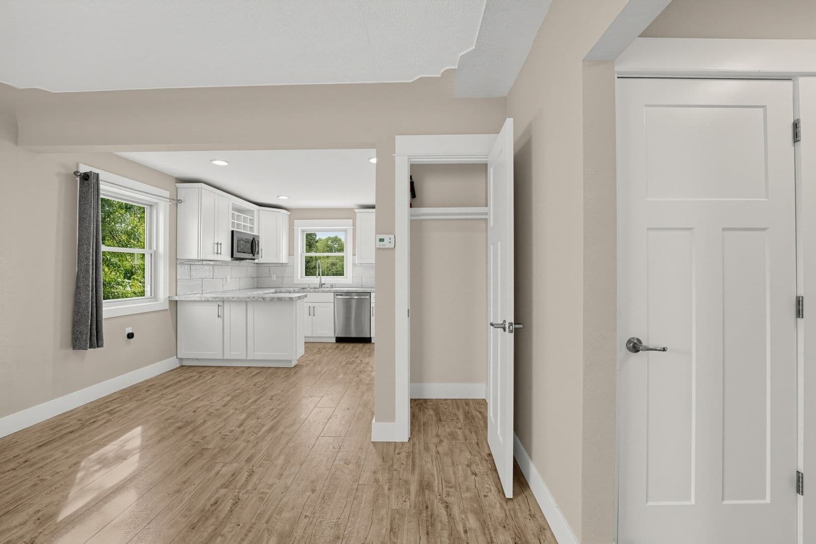 Grand Haven Condo: 709 S Despelder St