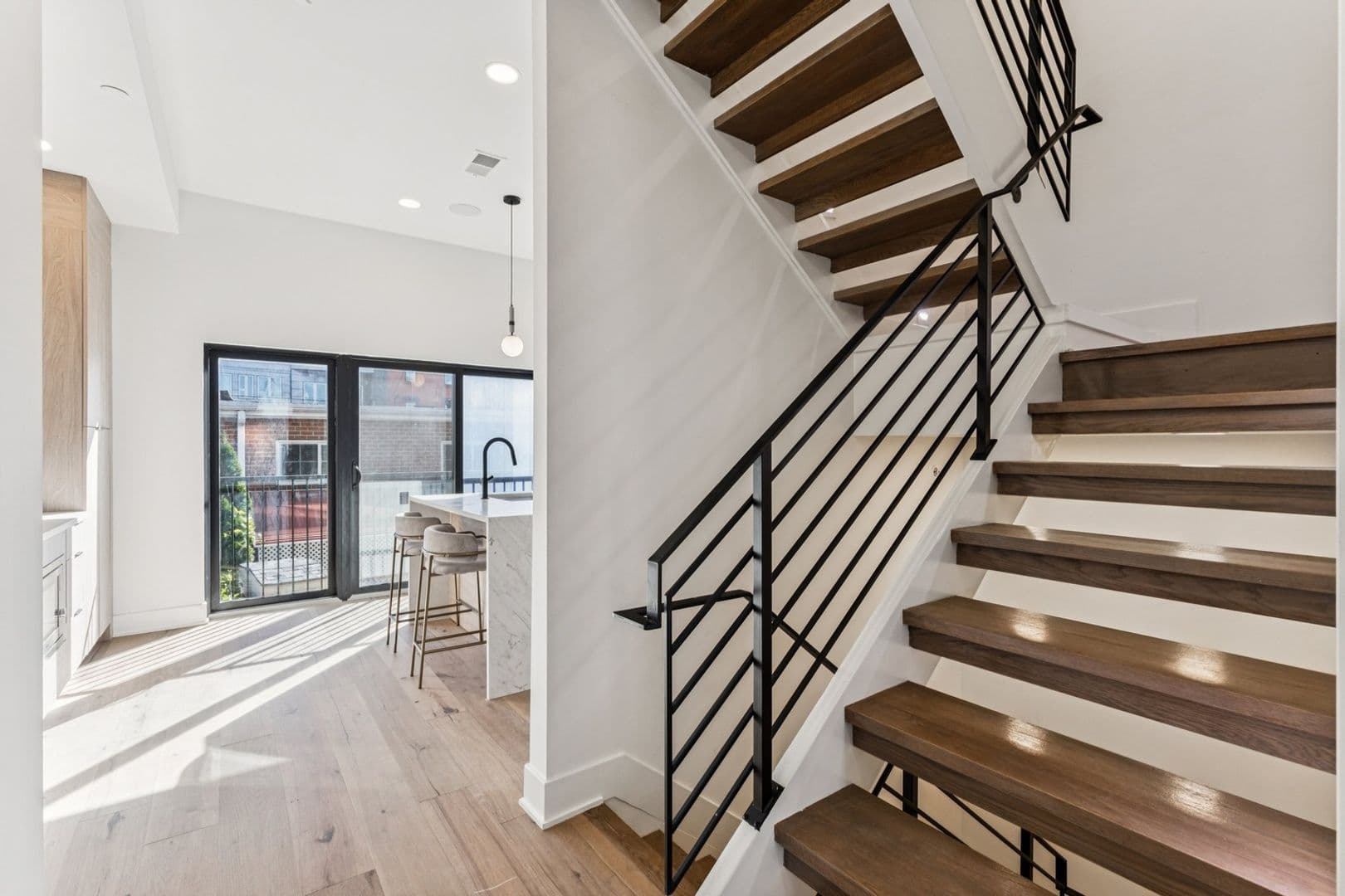 Philadelphia House: 739 N Capitol St