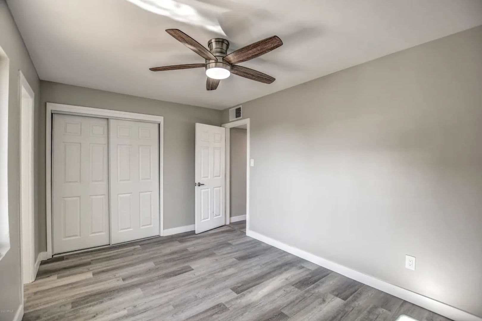 Phoenix House: 7332 N 17th Ave