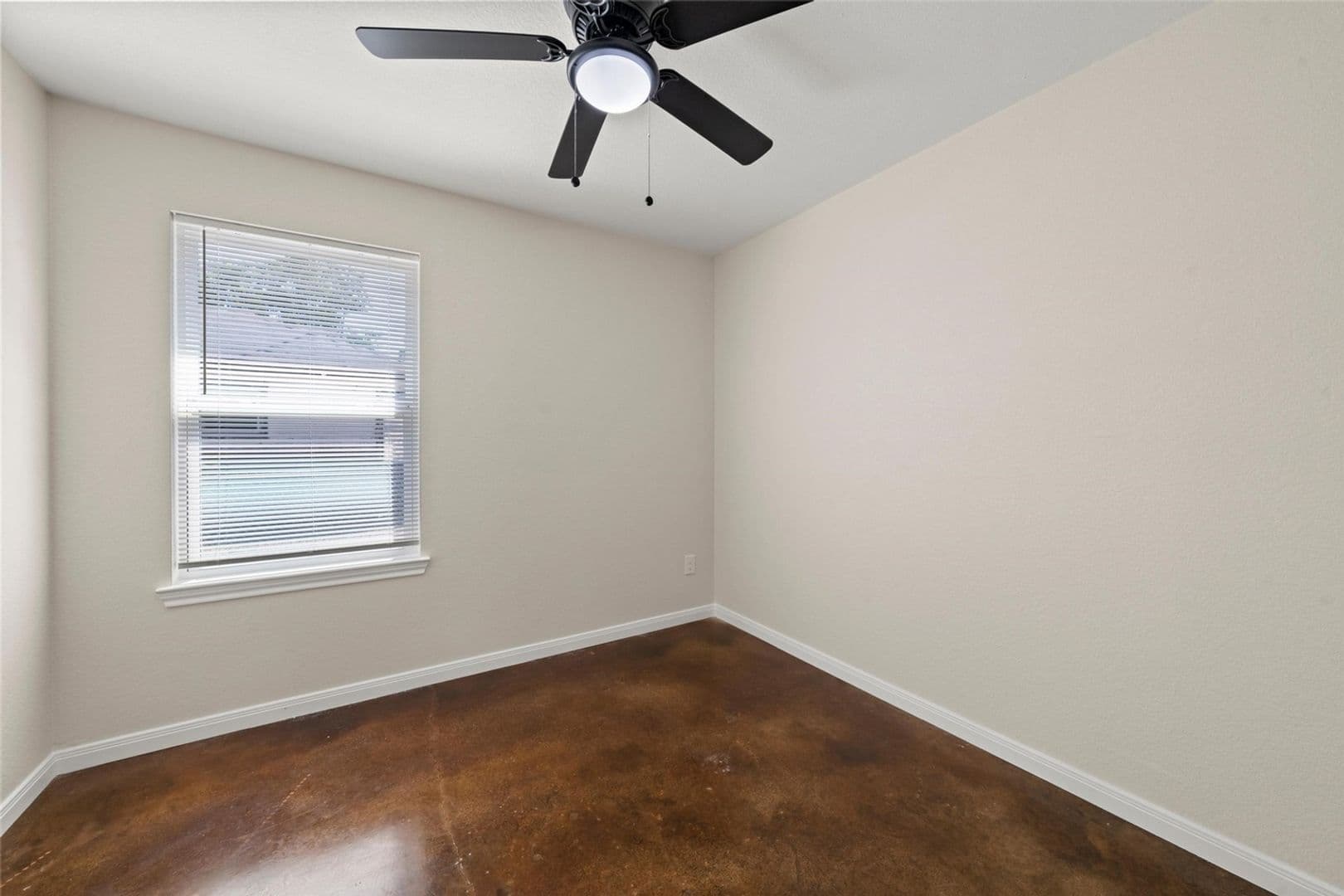 Waco Townhome: 1716 N 12th St