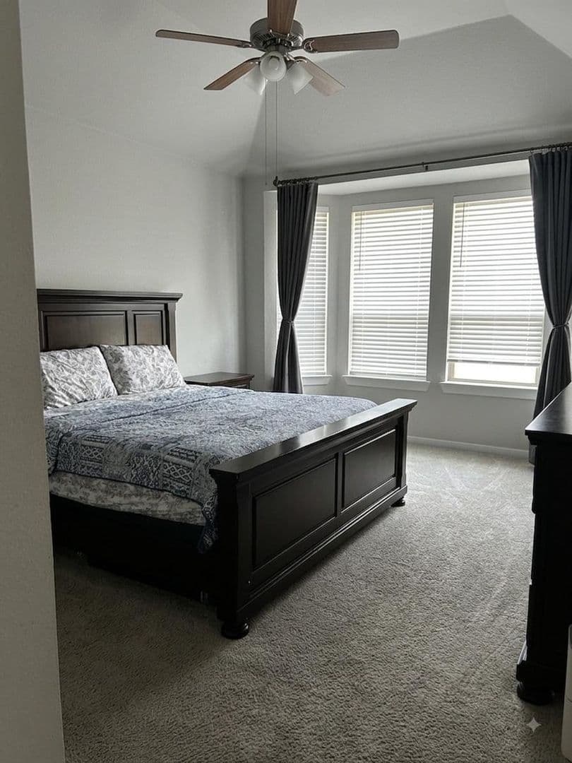 Denison House: 3958 Oak Creek Cir
