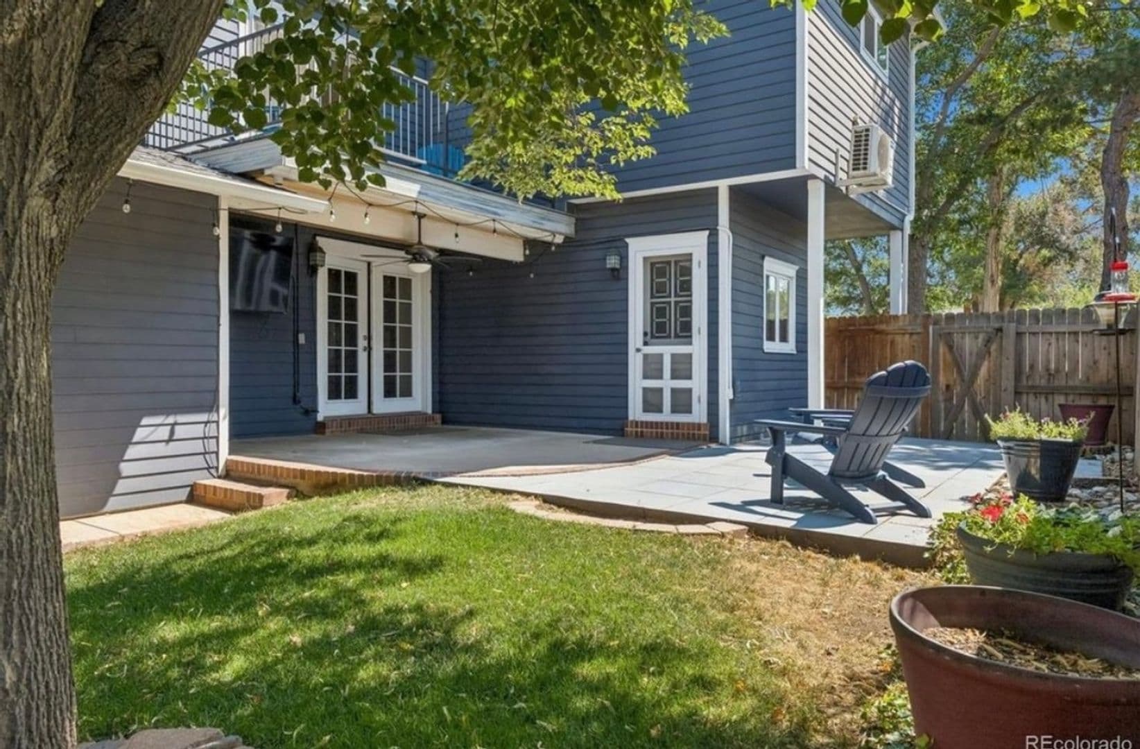 Englewood House: 4009 S Logan St
