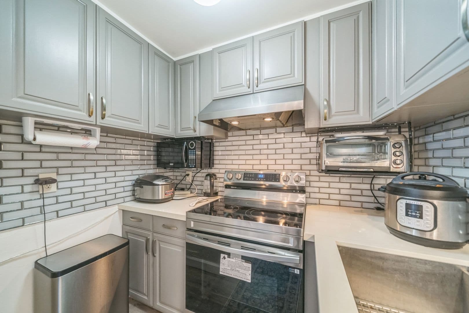 Honolulu Condo: 801 Ala Nioi Pl