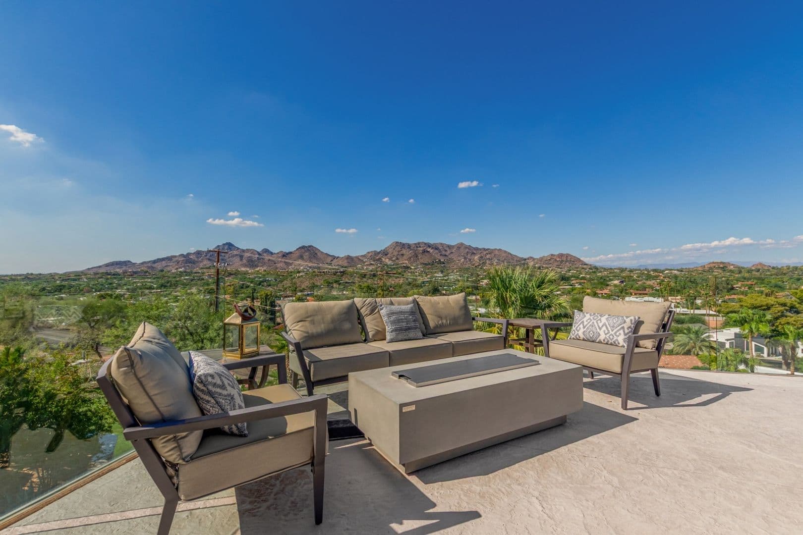 Phoenix House: 5655 N Camelback Canyon Dr