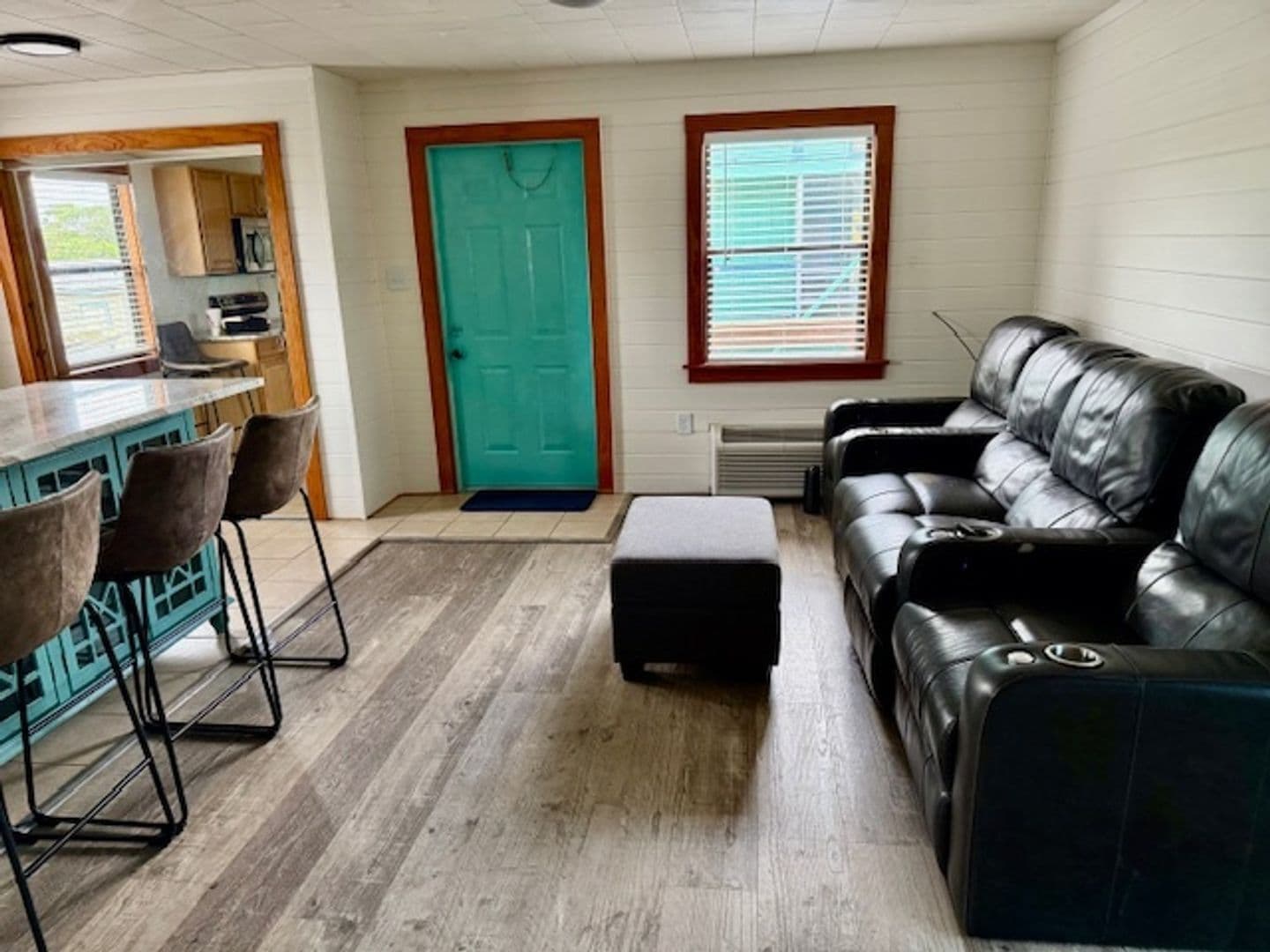 Cocoa House: 5749 Lake Poinsett Rd